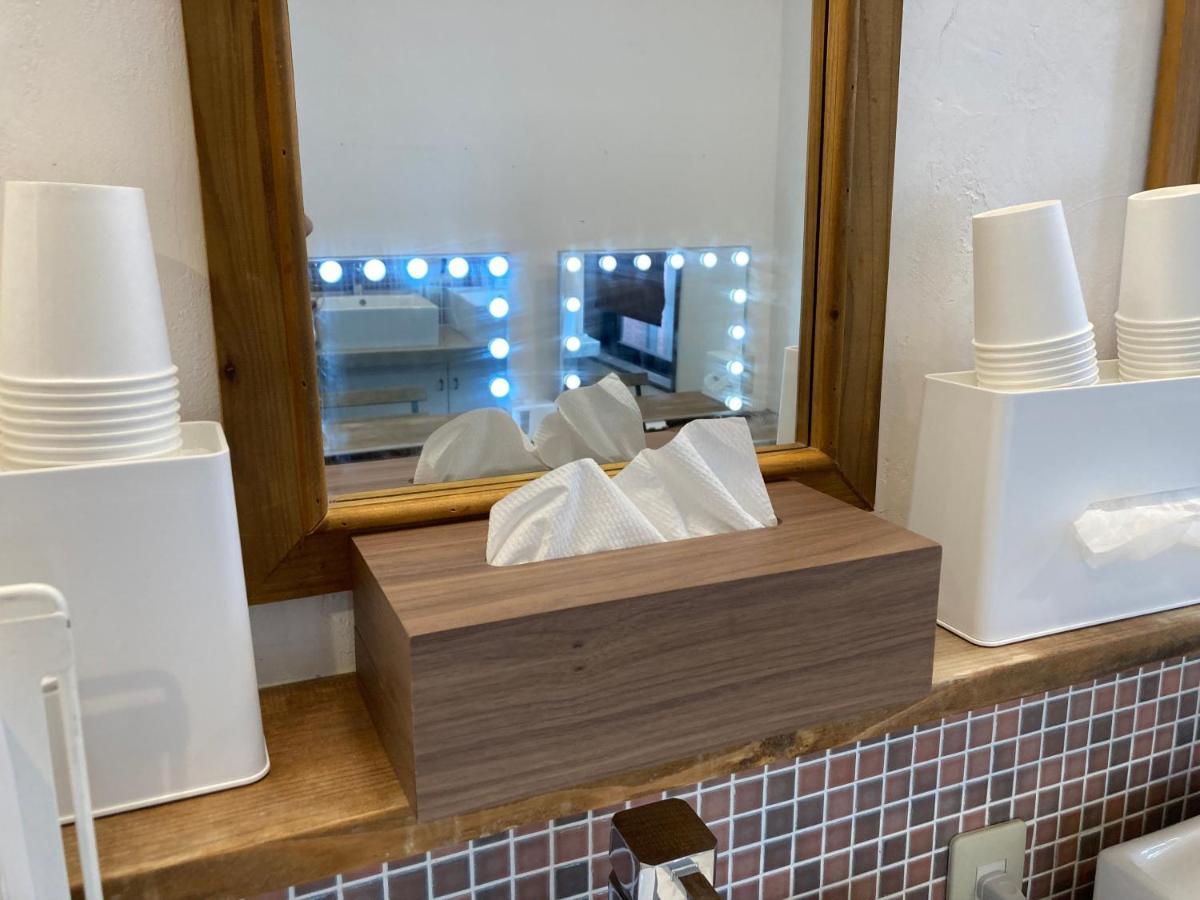 Hostel Lodging Tokyo Ueno Bagian luar foto