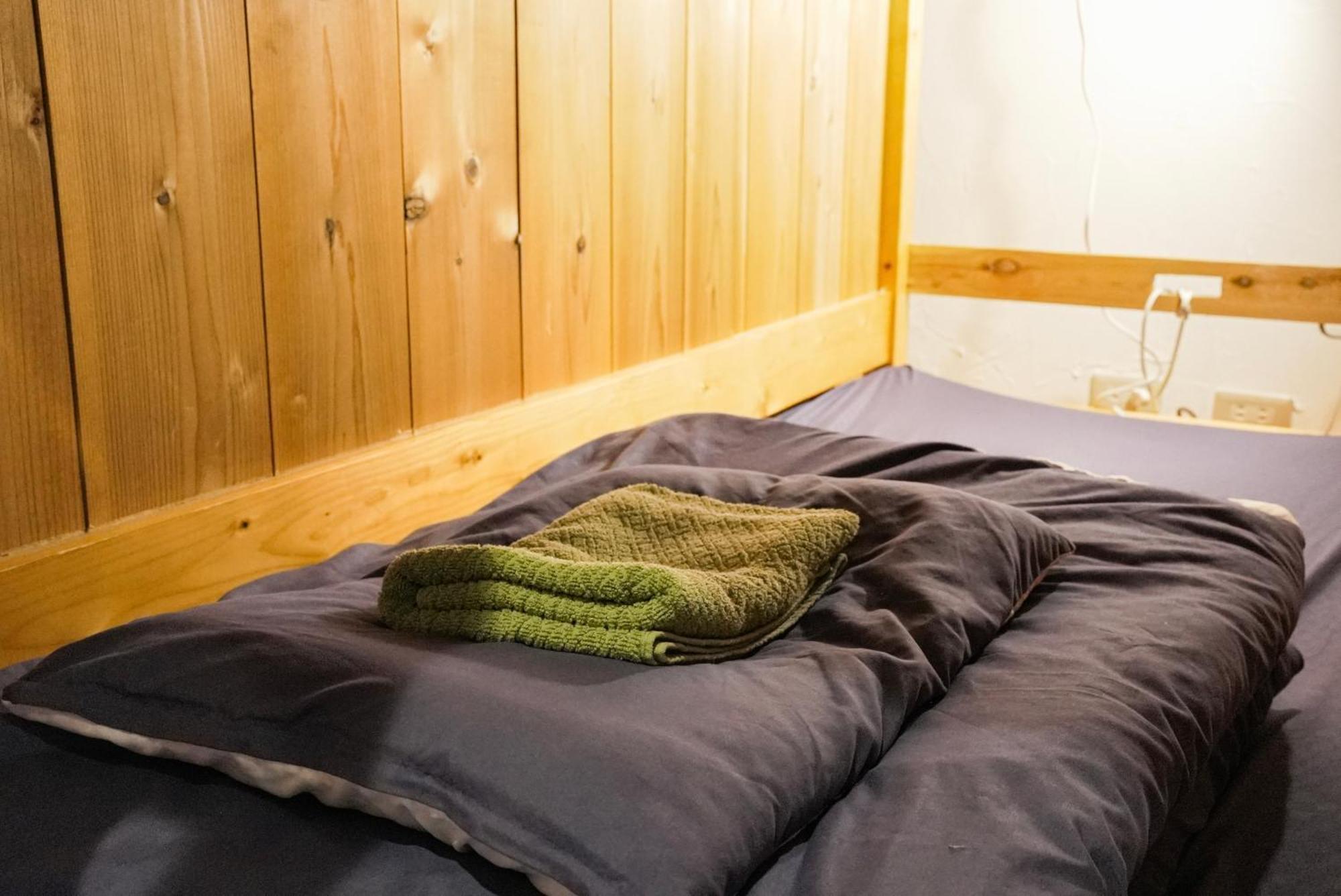 Hostel Lodging Tokyo Ueno Bagian luar foto
