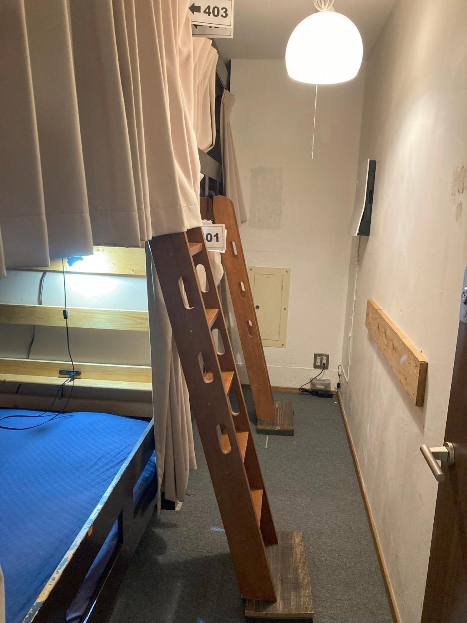 Hostel Lodging Tokyo Ueno Bagian luar foto